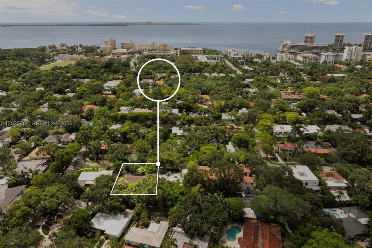 1621 Nocatee Dr, Coconut Grove, FL 33133 Photo