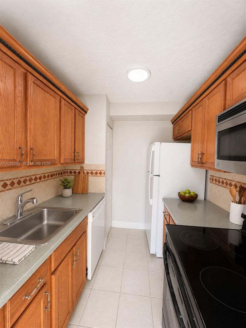 2148 Sherwood Forest Blvd, Unit 1, West Palm Beach, FL 33415 Photo