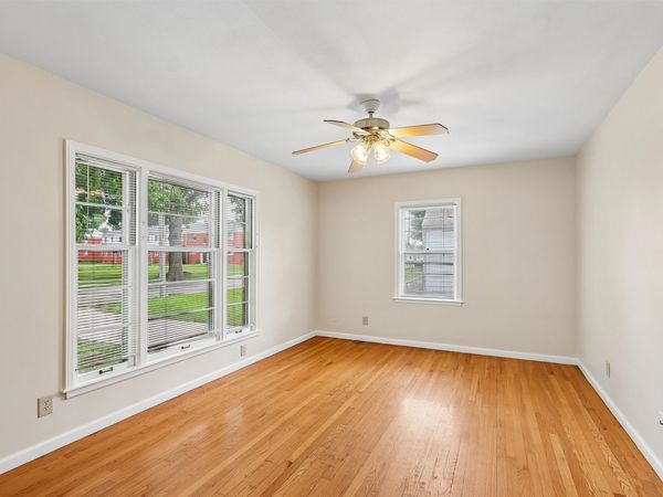 2006 50th Street , Des Moines, IA 50310