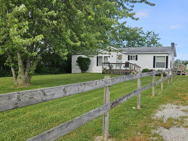 106 N Dixie Highway, Cridersville, OH 45806
