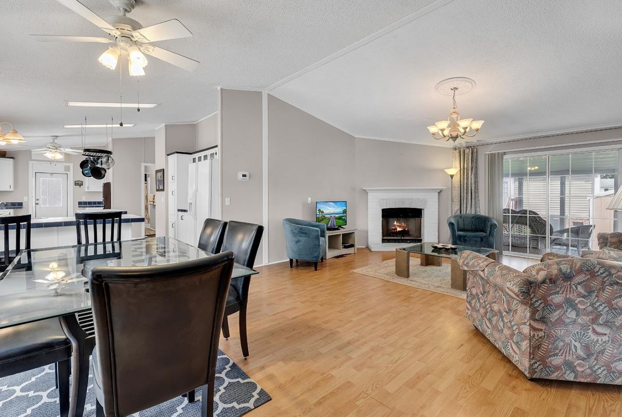 153 Queens Rd.  Photo 13