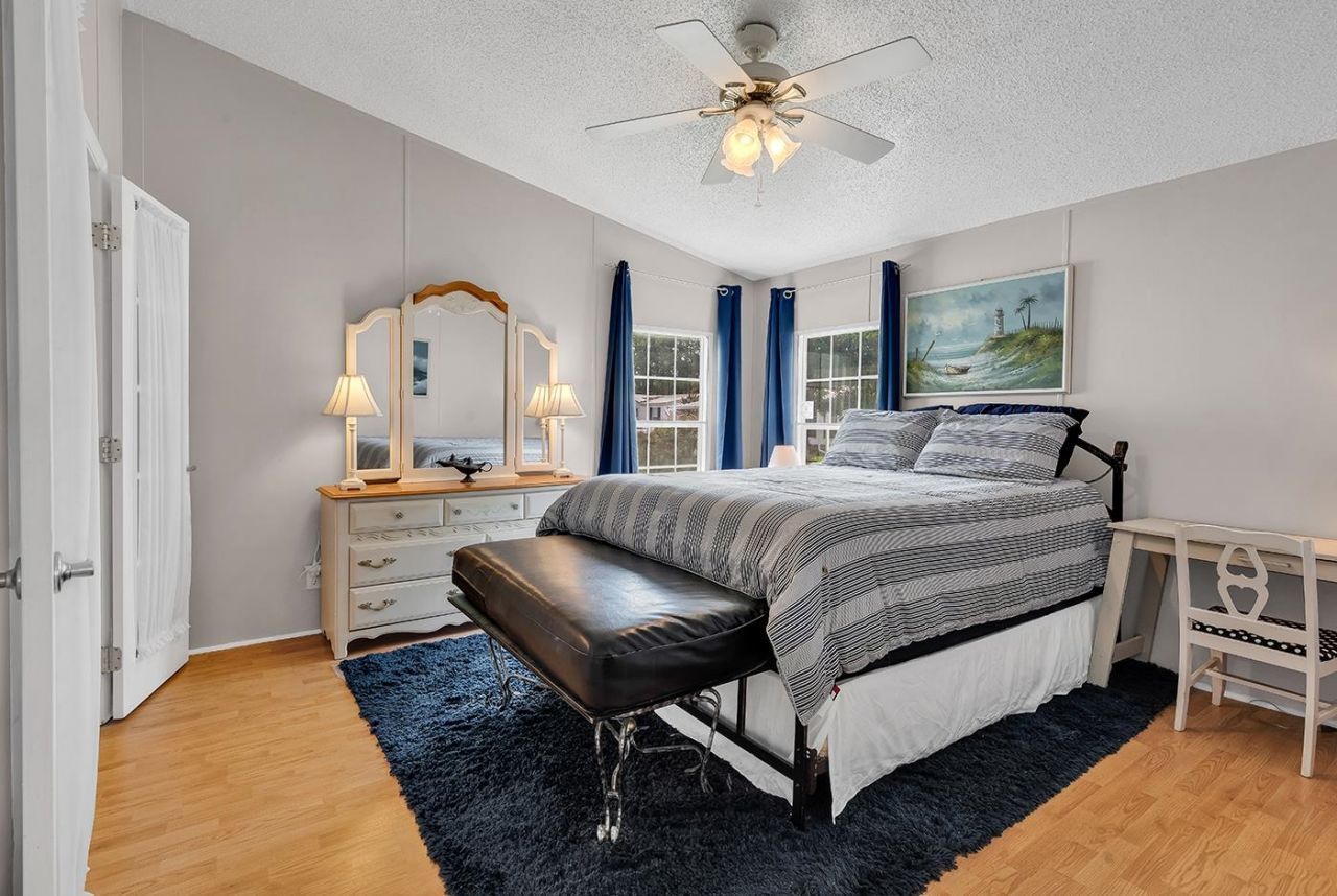 153 Queens Rd.  Photo 15