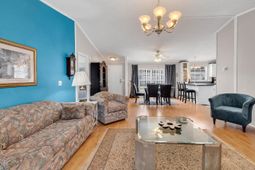 153 Queens Rd.  photo 4