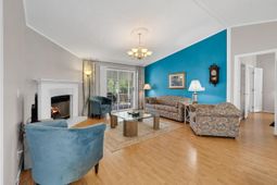 153 Queens Rd.  photo 4