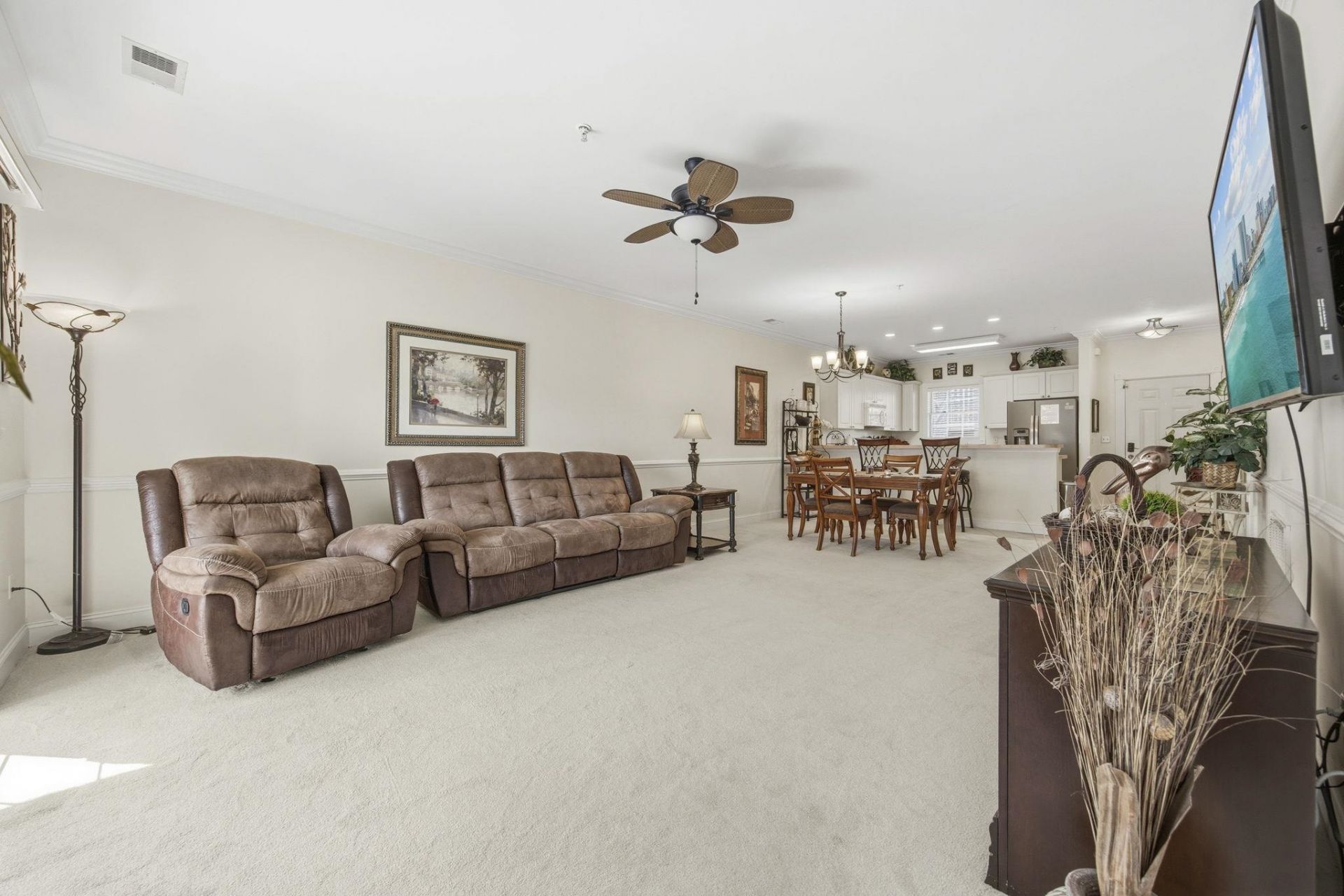 4895 Luster Leaf Circle  Photo 13