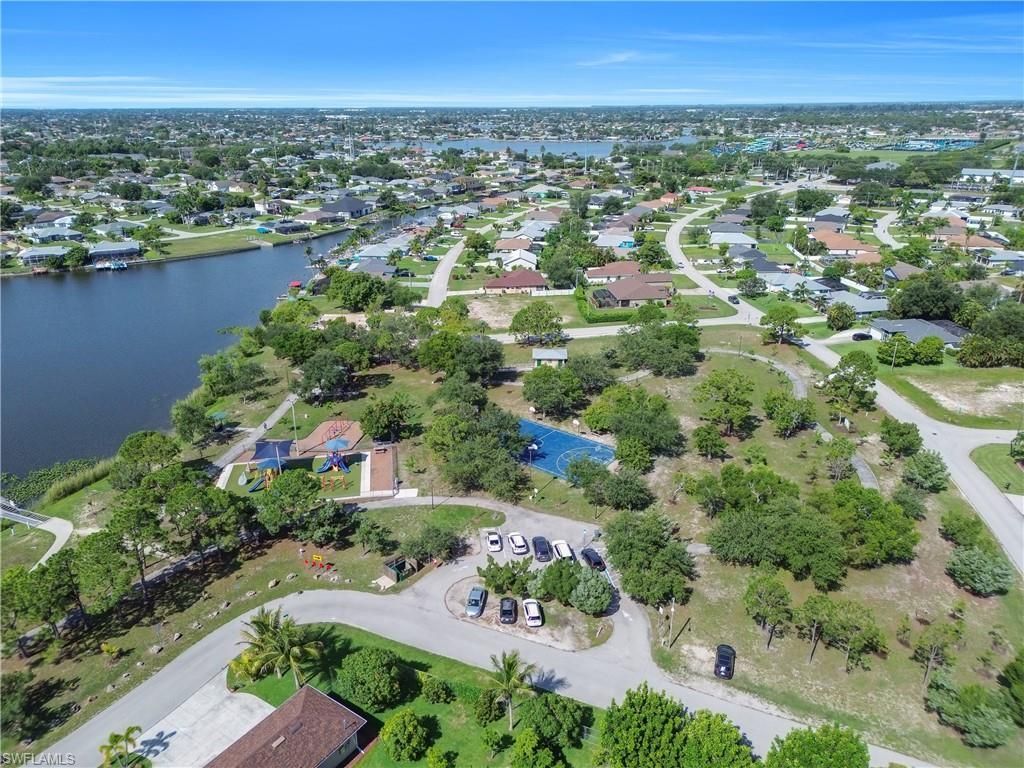 227 SE 2nd Ter, Cape Coral, FL 33990 Photo