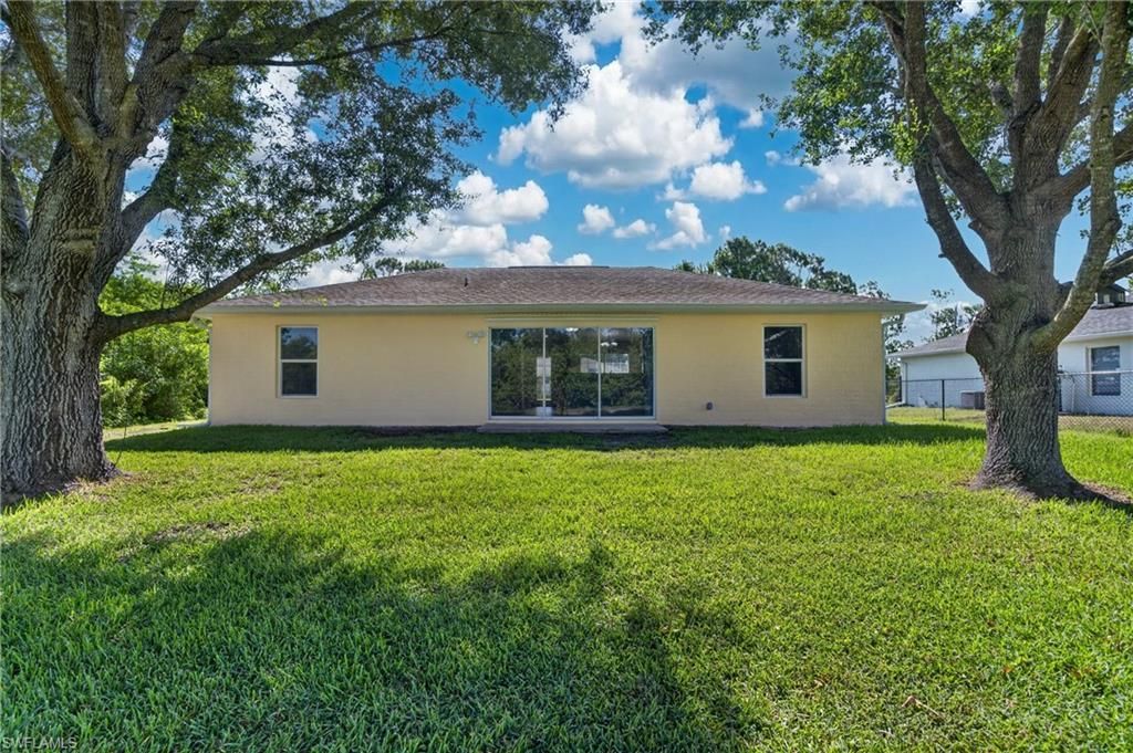 510 Beach Ave S, Lehigh Acres, FL 33974 Photo