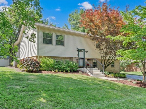309 Woodbine DR, Blacksburg, VA 24060