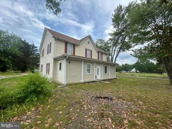 8400 PENNS HILL ROAD , LA PLATA, MD 20646
