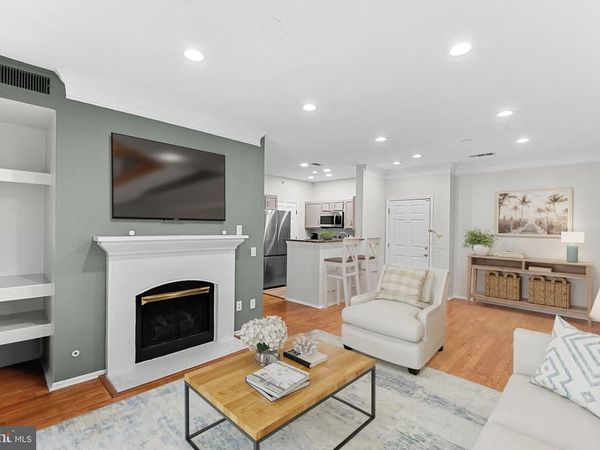 1521 SPRING GATE DRIVE, Unit 10406, MCLEAN, VA 22102