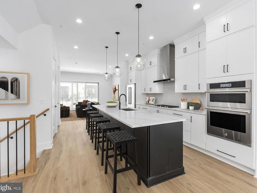 8622 Erdem Place, Chevy Chase, MD 20815 Main Photo