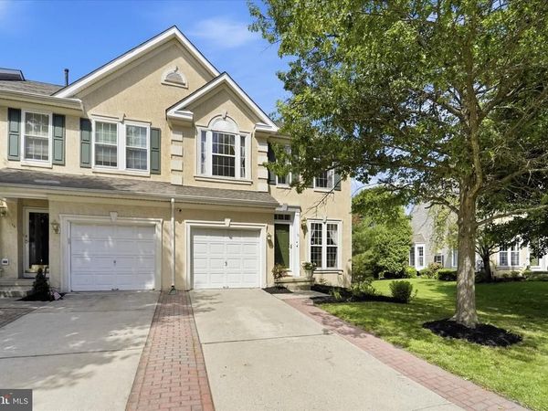 16 BRIDLE COURT, CHERRY HILL, NJ 08003