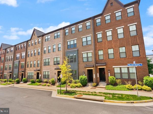 22485 PHILANTHROPIC DRIVE, ASHBURN, VA 20148