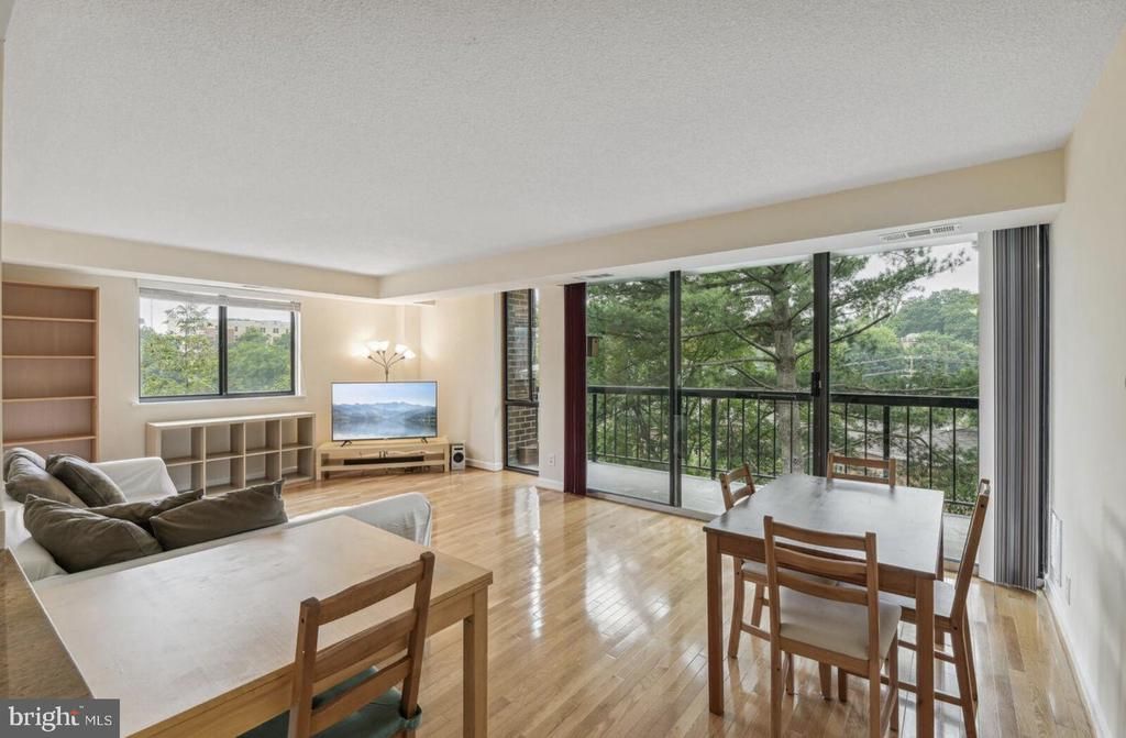 1401 N Rhodes Street N, Unit 406, Arlington, VA 22209 Main Photo