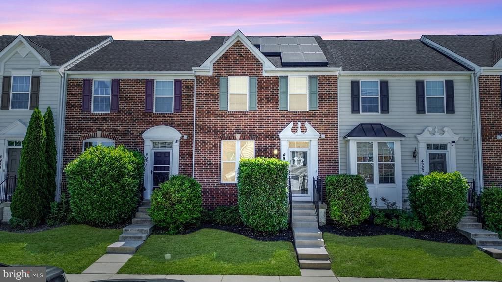 4935 Small Gains Way, Frederick, MD 21703 Main Photo