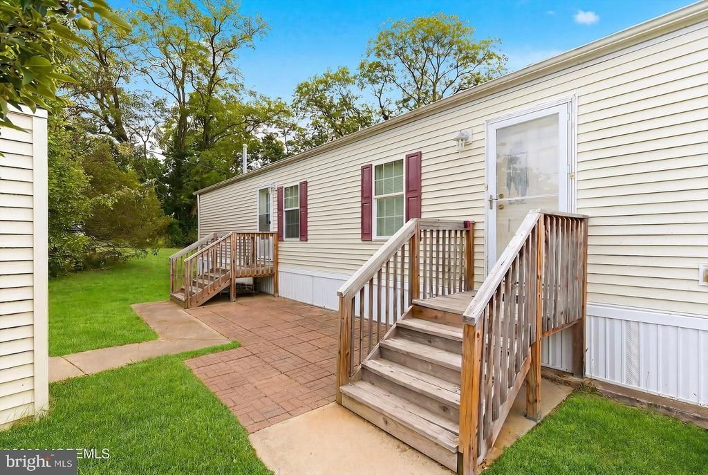 60 Mobile Lane , Toms River, NJ 08755 Main Photo