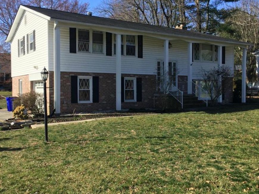 9221 W Stayman Drive W, Ellicott City, MD 21042 Main Photo