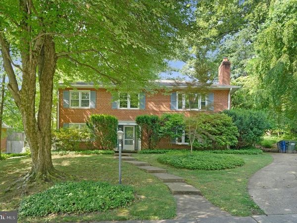 3160 RAVENWOOD DRIVE , FALLS CHURCH, VA 22044