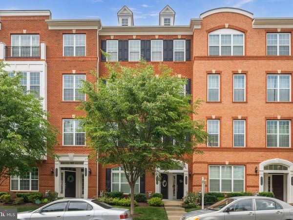 43100 THOROUGHFARE GAP TERRACE, ASHBURN, VA 20148