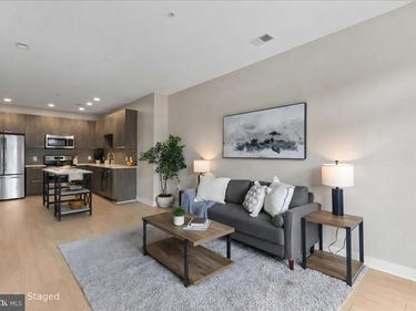 989 S BUCHANAN STREET , Unit 214, ARLINGTON, VA 22204