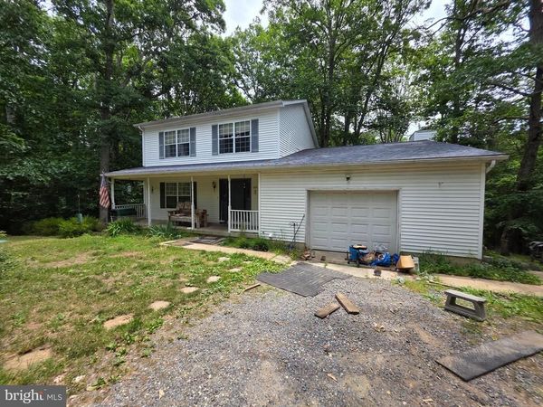 685 HICKOK TRAIL , LUSBY, MD 20657