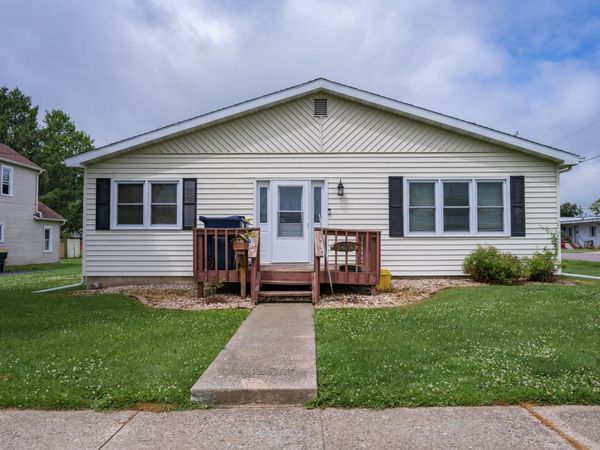 1313 2nd Main Street, Elroy, WI 53929