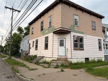 401 56th Street , Niagara Falls, NY 14304