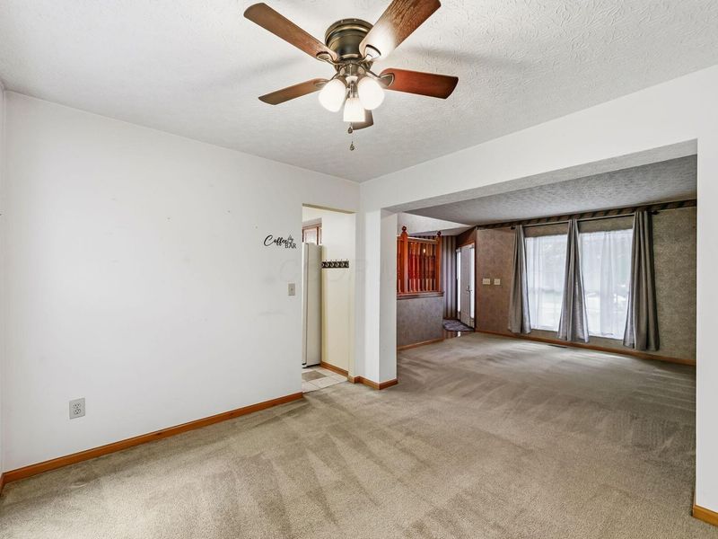 3694 STUNSAIL Lane , Columbus, OH 43221 Photo 11