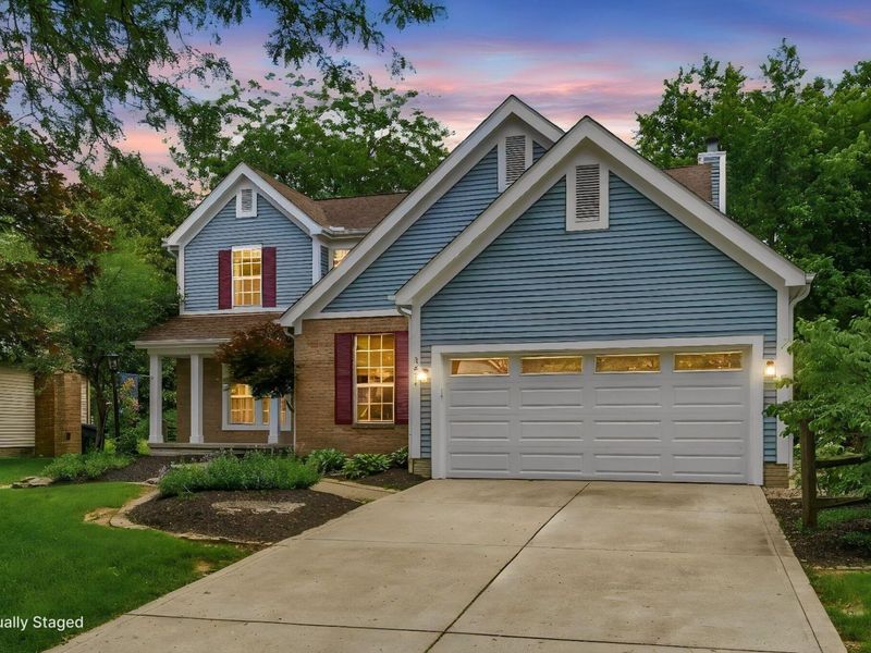 3694 STUNSAIL Lane , Columbus, OH 43221 Photo 2