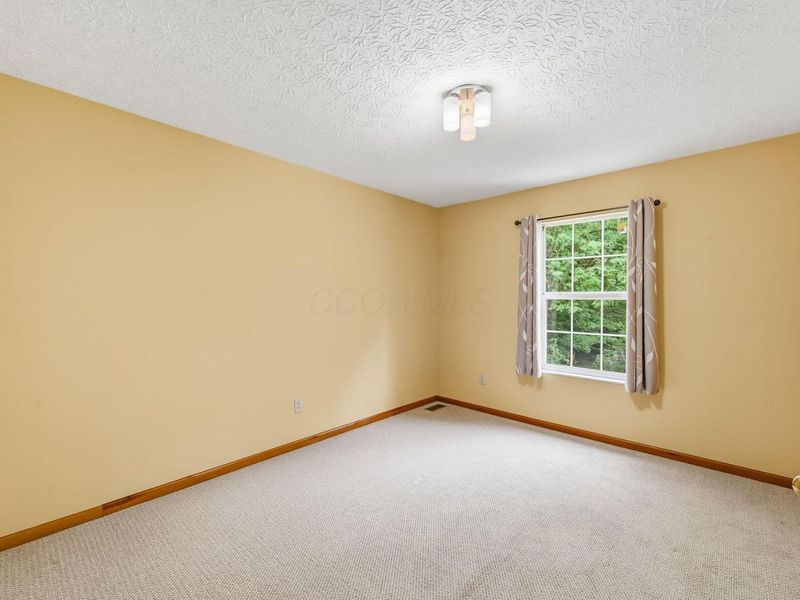 3694 STUNSAIL Lane , Columbus, OH 43221 Photo 41