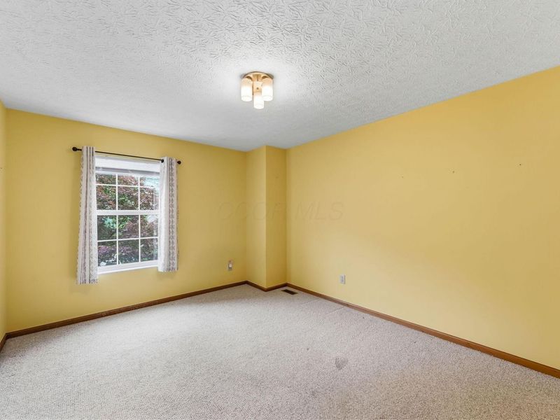 3694 STUNSAIL Lane , Columbus, OH 43221 Photo 43