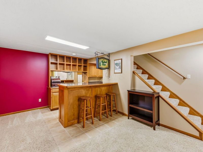 3694 STUNSAIL Lane , Columbus, OH 43221 Photo 47
