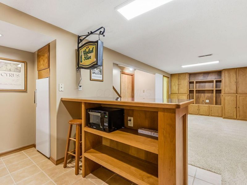 3694 STUNSAIL Lane , Columbus, OH 43221 Photo 50