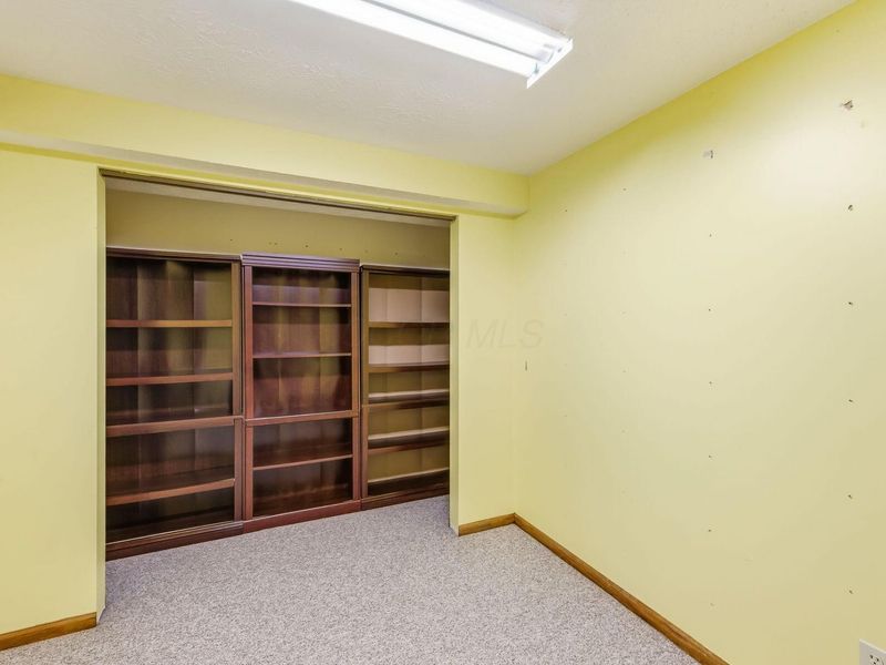 3694 STUNSAIL Lane , Columbus, OH 43221 Photo 52