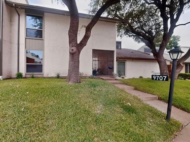 9707 Smokefeather Lane, Dallas, TX 75243