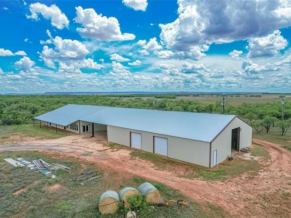 14867 County Road 407, Trent, TX 79561