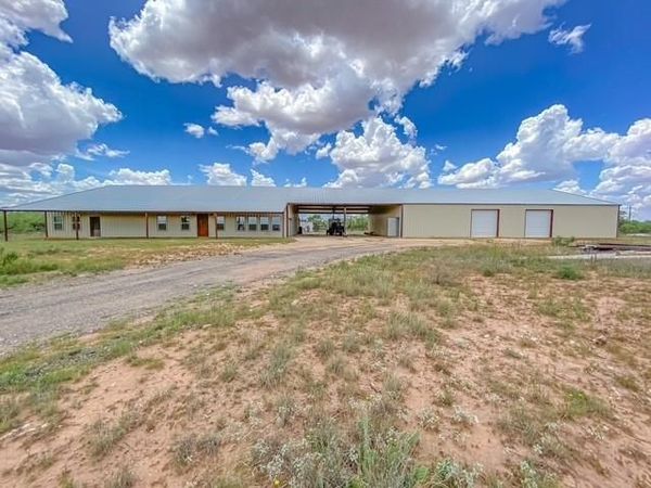 14867 County Road 407, Trent, TX 79561
