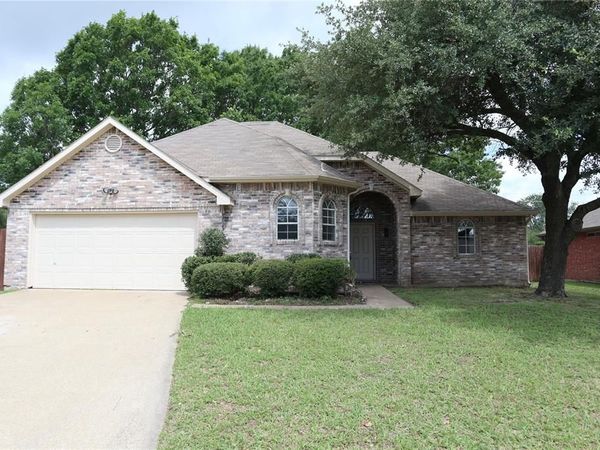 336 Cresthaven Drive, Rockwall, TX 75032