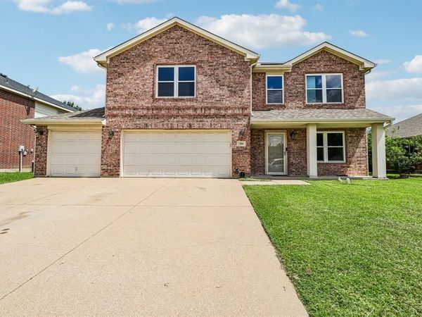 704 Partridge Drive, Saginaw, TX 76131
