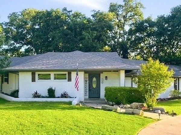 2208 Turtle Creek Drive, Sherman, TX 75092