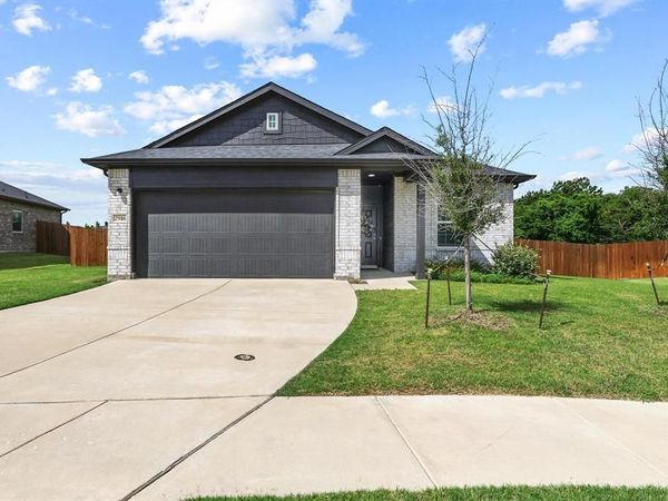 2916 Rosemary Drive , Sherman, TX 75092
