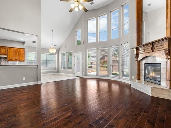 8381 Fullerton Street, Lantana, TX 76226