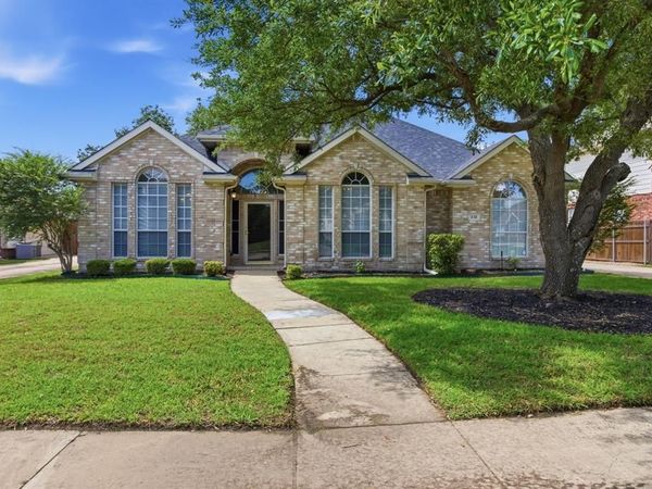 138 Briar Oak Drive, Murphy, TX 75094