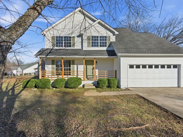 701 Rocky Ridge Cir , La Vergne, TN 37086