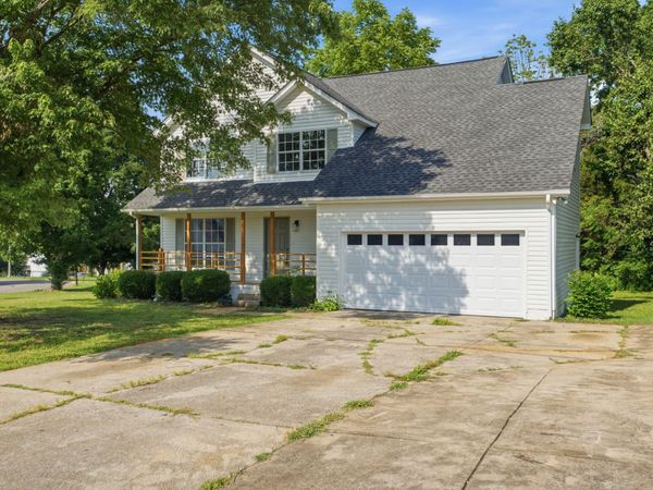 701 Rocky Ridge Cir , La Vergne, TN 37086