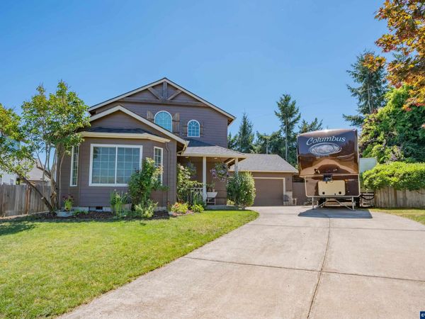 2147 Steelhead Ct, Lebanon, OR 97355