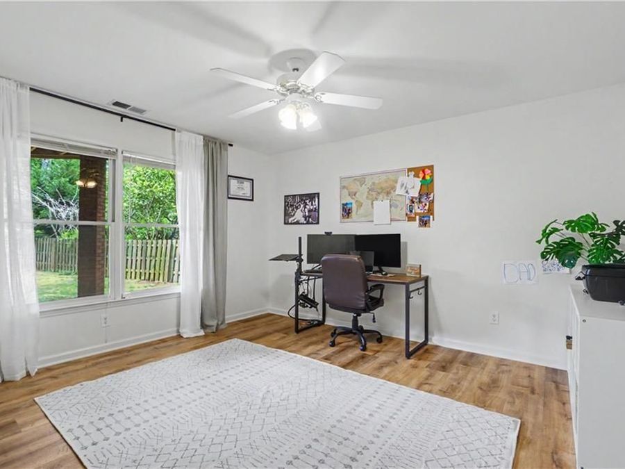 Property Image 38