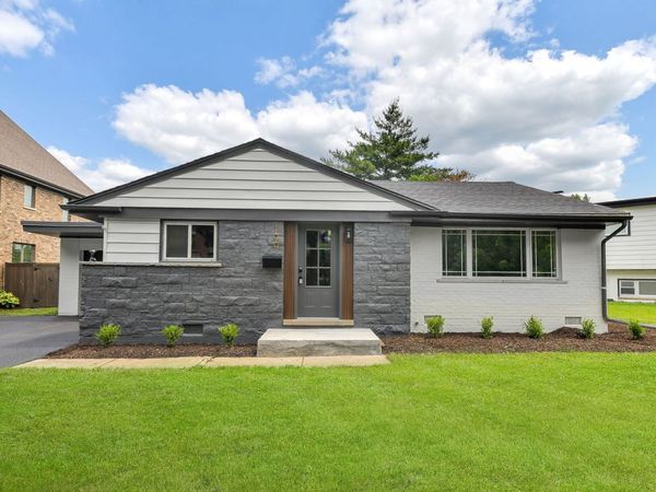 199 S Linden Avenue , Elmhurst, IL 60126