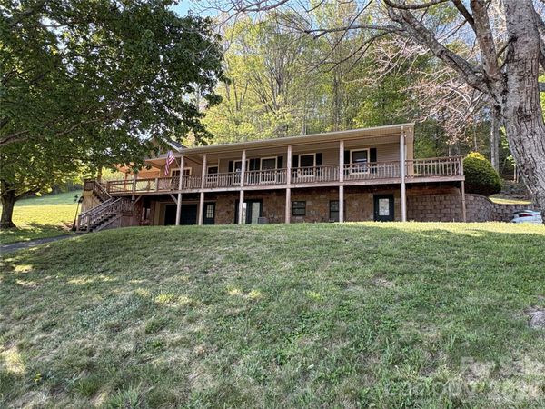 299 McDowell Lane, Burnsville, NC 28714