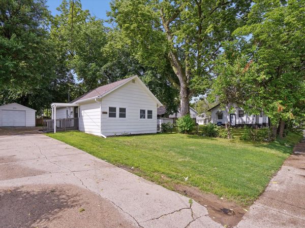 1954 Lincoln Avenue , Des Moines, IA 50314